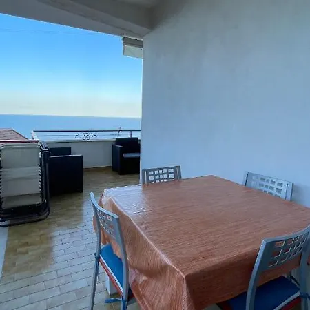 Baia Aurora Holiday home *