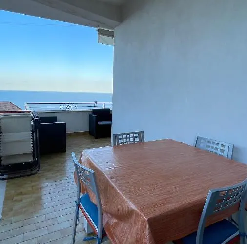 Baia Aurora 펜션 *