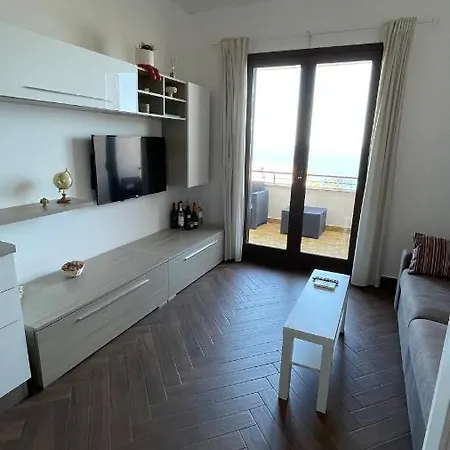 Baia Aurora * Letojanni